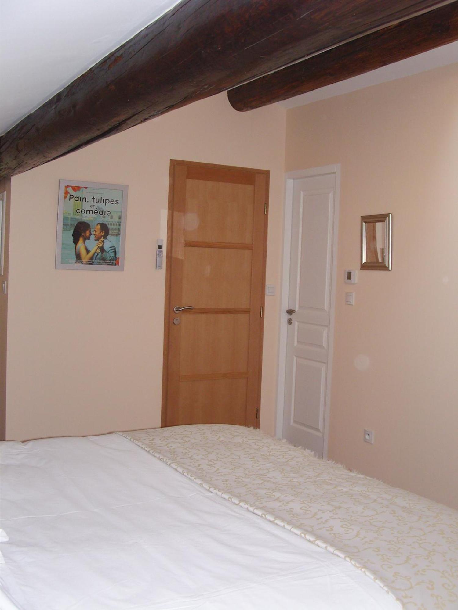 Les Chambres De Jeannette Marseille Bagian luar foto