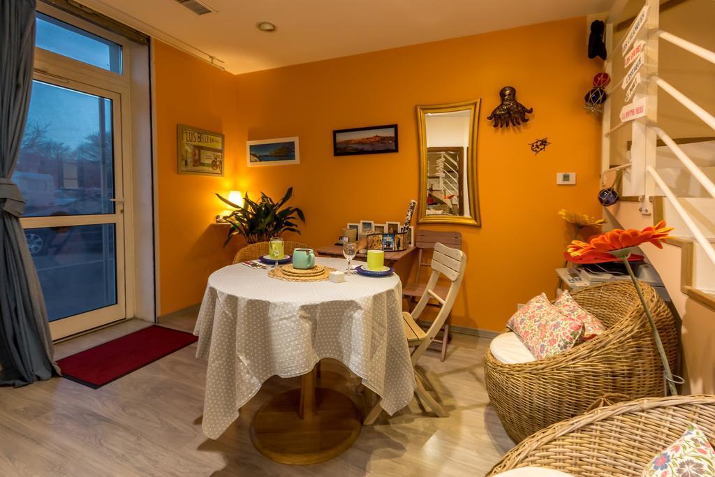 Les Chambres De Jeannette Marseille Bagian luar foto