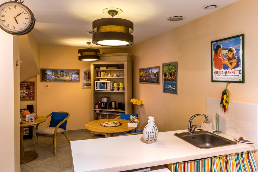 Les Chambres De Jeannette Marseille Bagian luar foto
